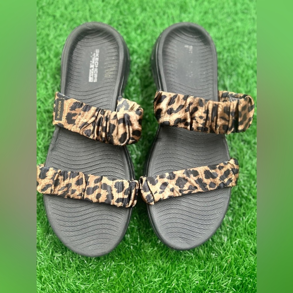 Skechers Brown and Black Sandals Comfortable Slip-On Size 8